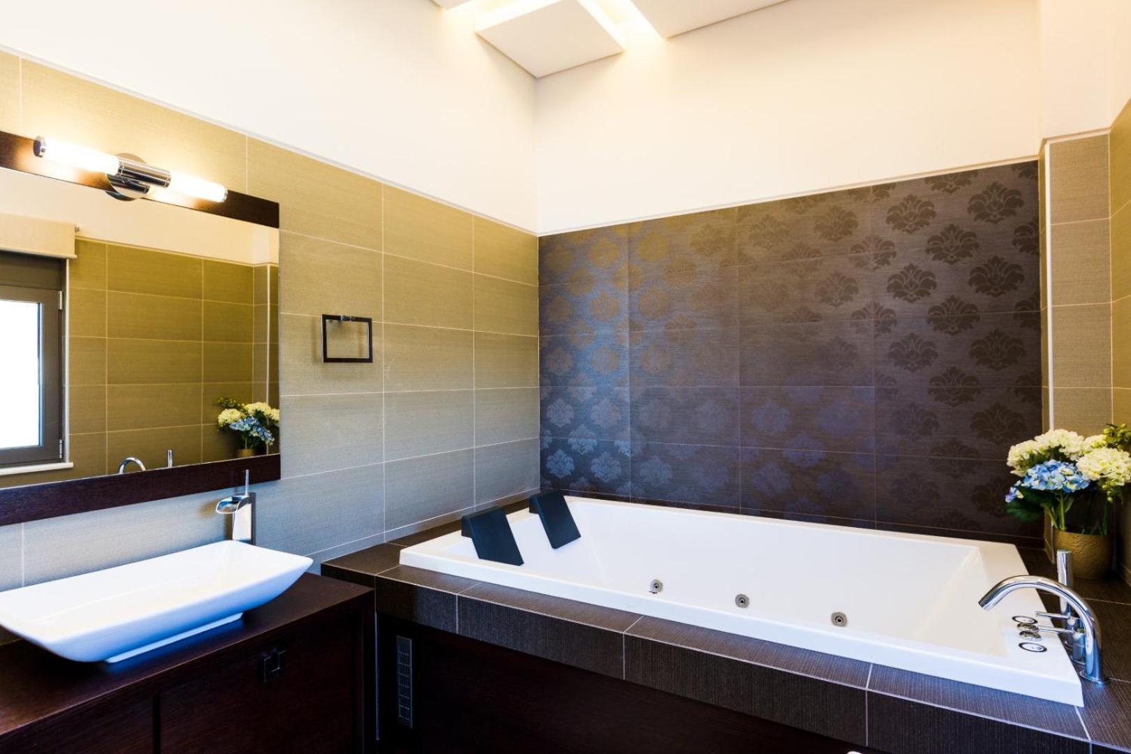 Winehill Villa ปลาเตเนียส ภายนอก รูปภาพ
